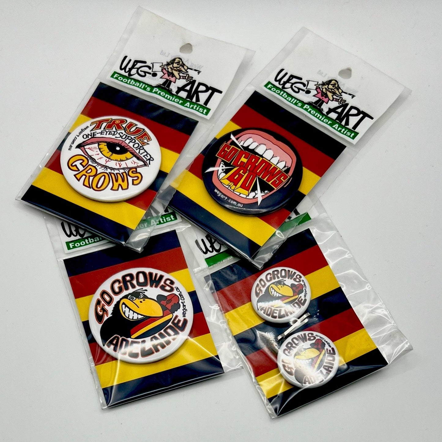 WegArt Twin Pack Button Badge & Zipper Pull / Bag Tag Adelaide Crows